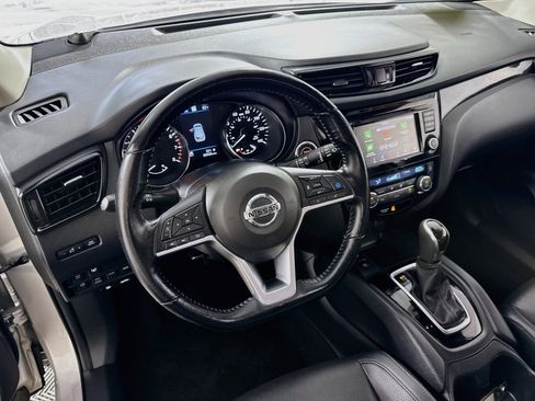 Used 2022 Nissan Rogue Sport SL image 23