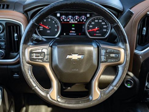 Used 2020 Chevrolet Silverado 1500 High Country w/ Technology Package image 16