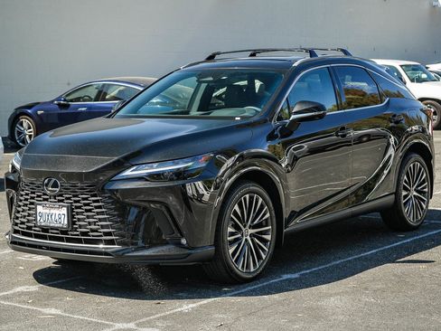 Used 2025 Lexus RX 350 AWD/4WD image 3