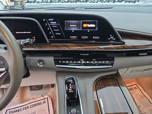 Certified 2024 Cadillac Escalade Sport Platinum w/ LPO, ONYX Package image 15