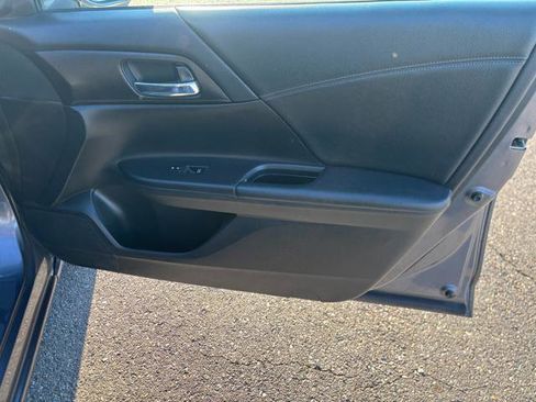 Used 2014 Honda Accord EX-L image 29