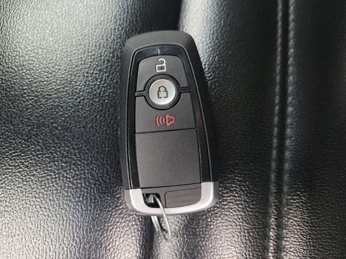 Used 2020 Ford Edge SEL AWD/4WD image 32