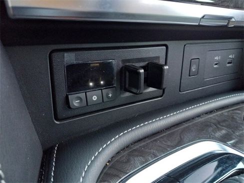 Used 2024 Nissan Armada Platinum w/ Cargo Package image 23