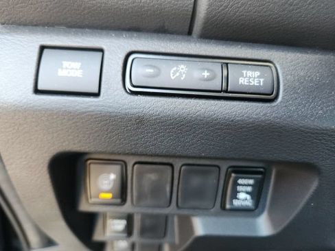 Used 2025 Nissan Frontier Pro-X w/ Pro Convenience Package RWD image 38