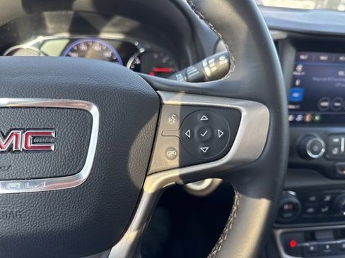 Used 2024 GMC Terrain Denali w/ Black Diamond Edition image 17