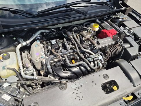 Used 2025 Nissan Sentra SV FWD image 35
