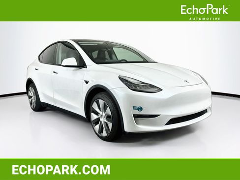 Used 2021 Tesla Model Y Long Range AWD/4WD image 1