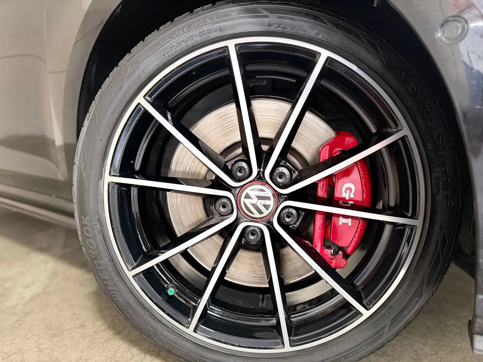 Used 2021 Volkswagen GTI Autobahn FWD image 3
