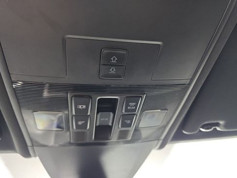 Used 2022 Volkswagen Atlas Cross Sport SEL R-Line w/ Cross Sport MDO Package image 25