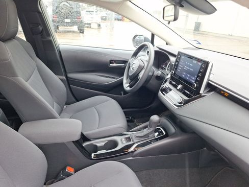 Used 2020 Toyota Corolla LE image 34