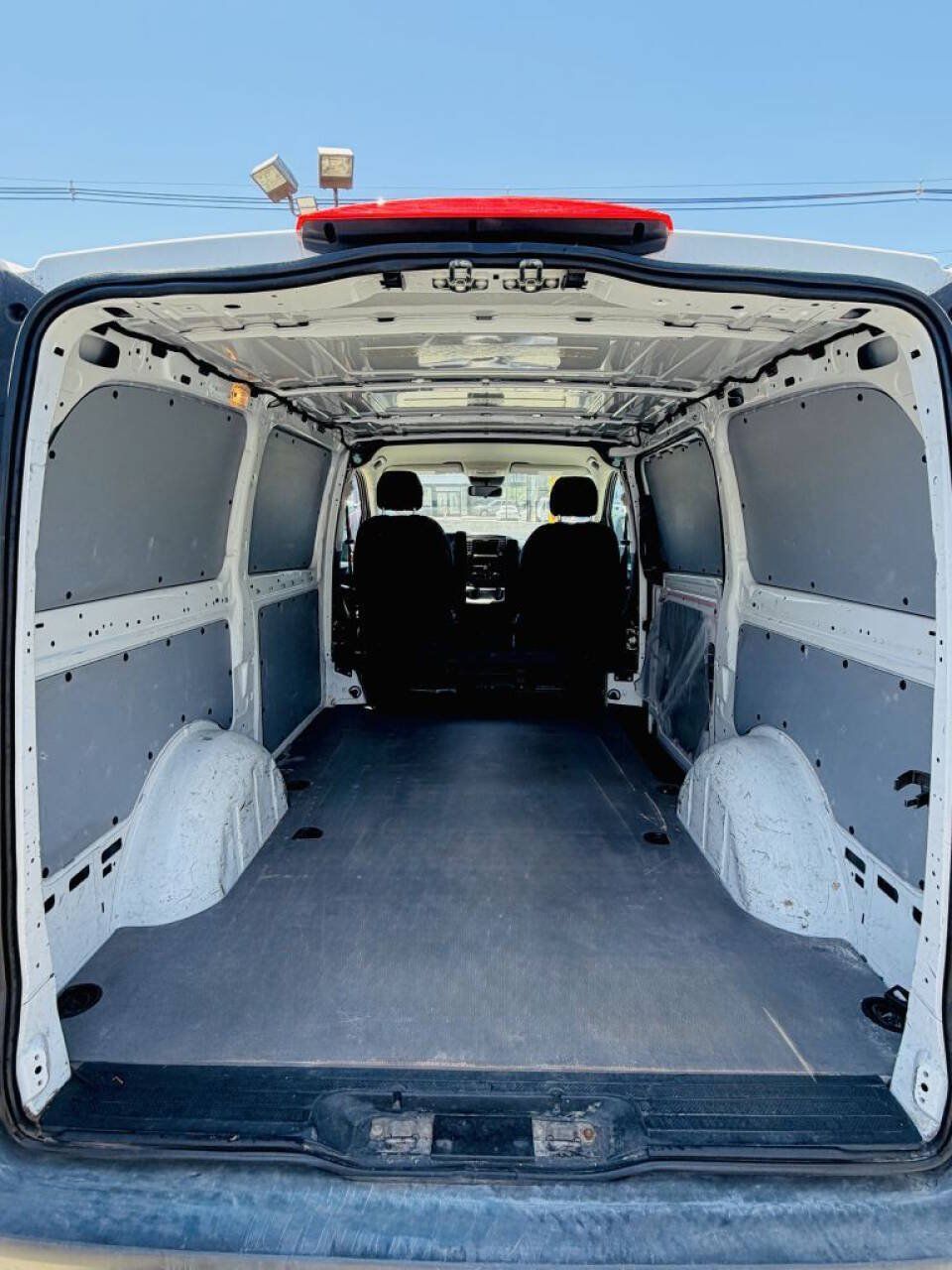 Used 2019 Mercedes-Benz Metris image 9