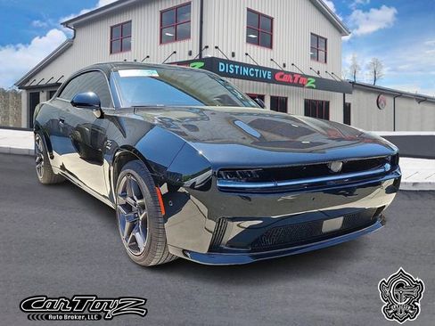 Used 2024 Dodge Charger Daytona R/T w/ Plus Group AWD/4WD image 1