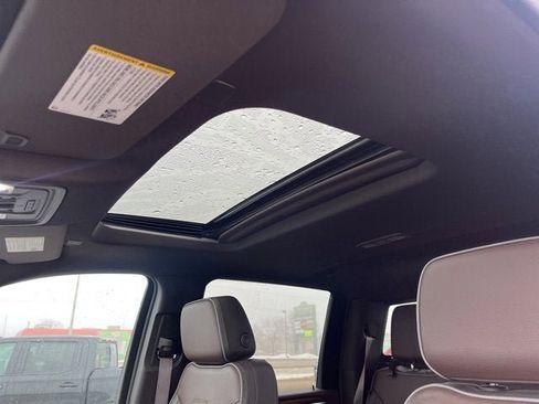 Certified 2024 GMC Sierra 3500 Denali w/ Denali Reserve Package image 19