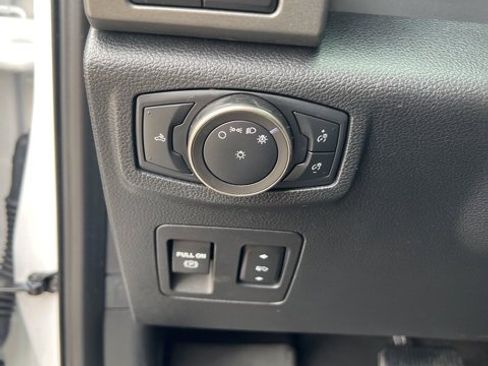 Used 2020 Ford F150 Raptor w/ Equipment Group 802A Luxury image 12