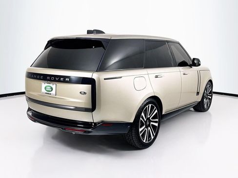 Used 2023 Land Rover Range Rover SE AWD/4WD image 5