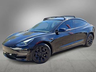 Used 2022 Tesla Model 3 Long Range video 1