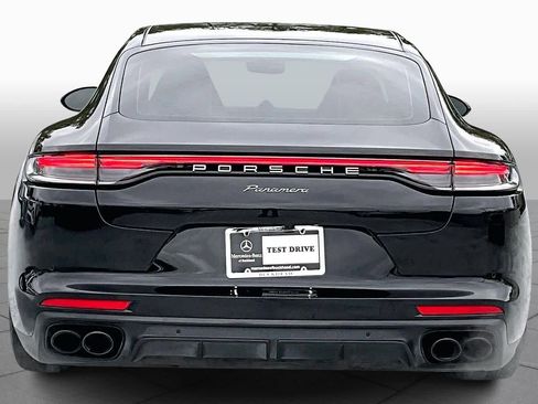 Used 2023 Porsche Panamera Platinum Edition image 4