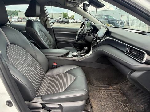Used 2023 Toyota Camry SE w/ Cold Weather Package AWD/4WD image 12