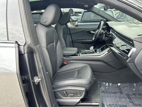 Used 2021 Audi Q8 Premium Plus w/ Premium Plus Package image 14