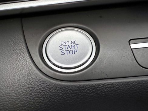 Used 2024 Hyundai Elantra SEL FWD image 23