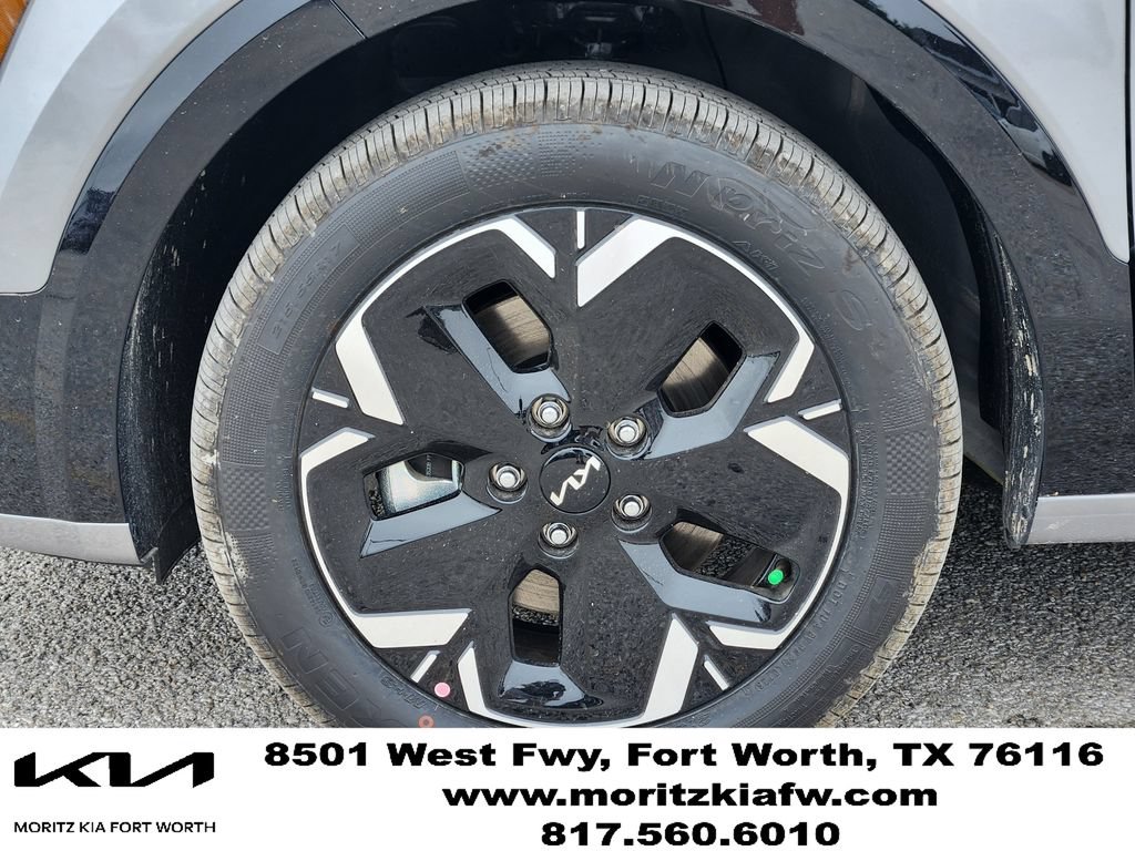 Certified 2026 Kia Niro Wind FWD image 9
