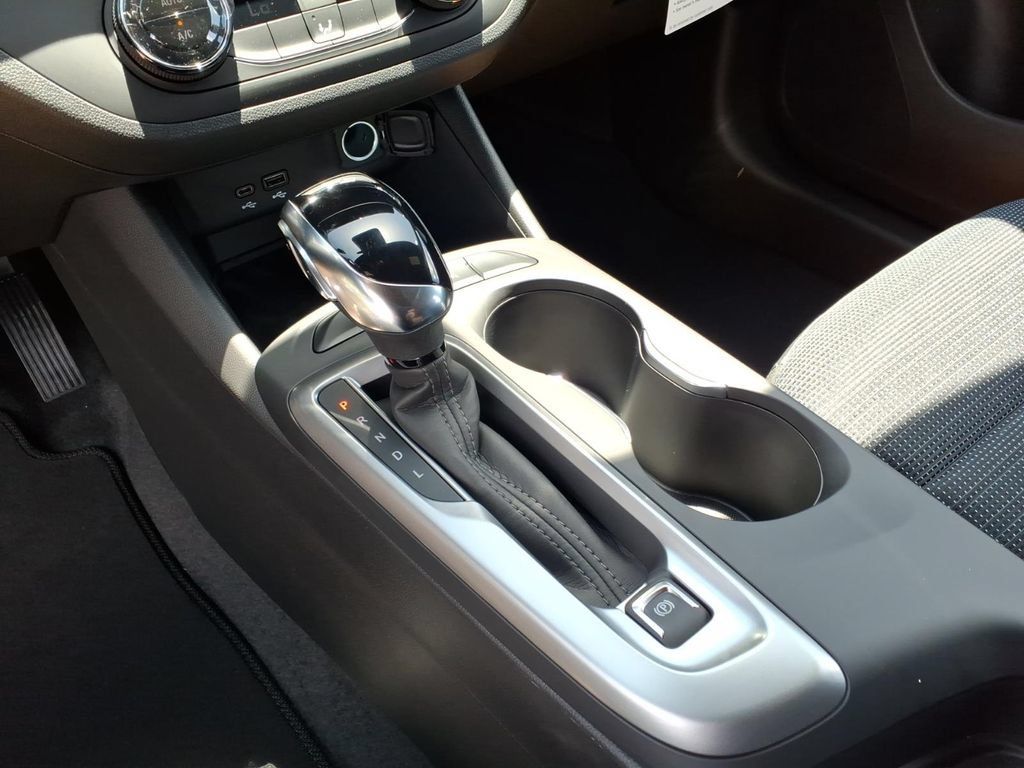 New 2026 Buick Envista Sport Touring FWD image 17