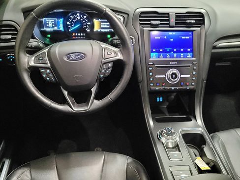 Used 2020 Ford Fusion Energi Titanium image 22