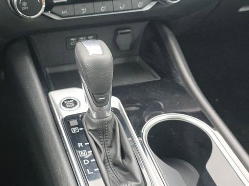 Used 2024 Nissan Altima 2.5 SV image 29