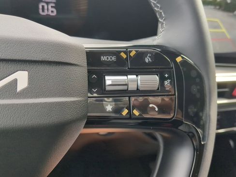 New 2026 Kia Sorento LX image 21