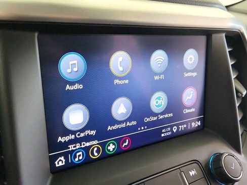 Used 2022 GMC Acadia SLE FWD image 20