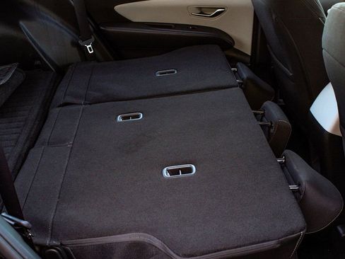 Used 2023 Hyundai Tucson SE image 36