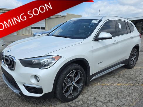 Used 2018 BMW X1 xDrive28i image 1