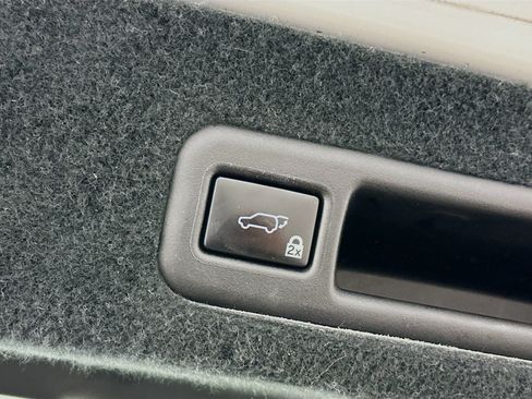 Used 2017 Lexus RX 350 AWD w/ Premium Package image 31