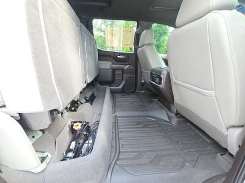 Used 2021 GMC Sierra 1500 SLT w/ SLT Premium Plus Package AWD/4WD image 15