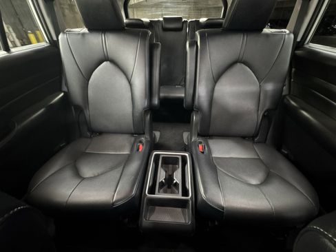 Used 2025 Toyota Grand Highlander AWD image 7