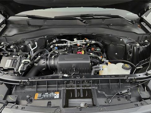 Used 2023 Ford Explorer XLT w/ Equipment Group 202A image 13