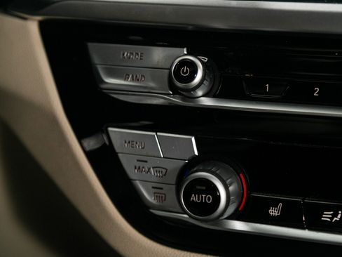 Used 2021 BMW X3 xDrive30e w/ Executive Package image 54