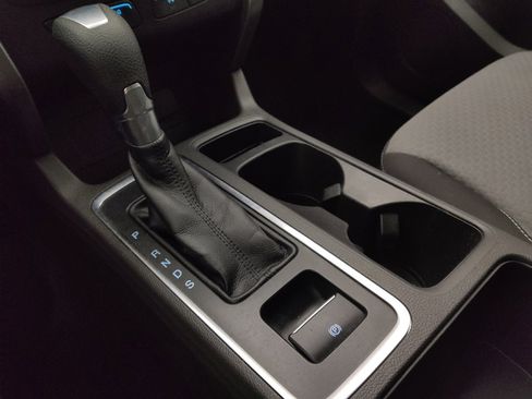 Used 2017 Ford Escape SE image 26