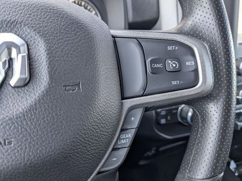 Used 2024 RAM 2500 Tradesman w/ Chrome Appearance Group image 24