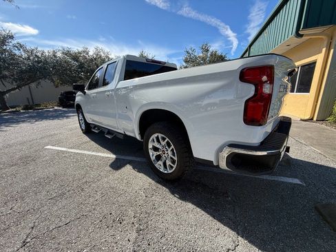 Used 2020 Chevrolet Silverado 1500 LT w/ LT Value Package image 9