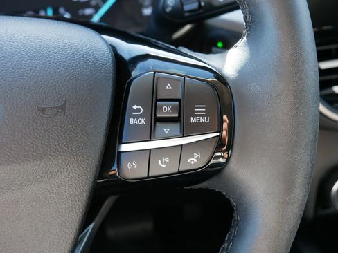 Used 2022 Ford Escape SE w/ Cold Weather Package FWD image 32