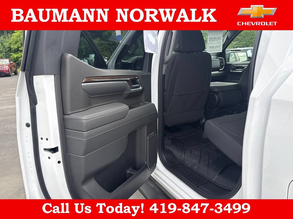 Used 2026 Chevrolet Silverado 1500 RST w/ LPO, Dark Essentials Package AWD/4WD image 38
