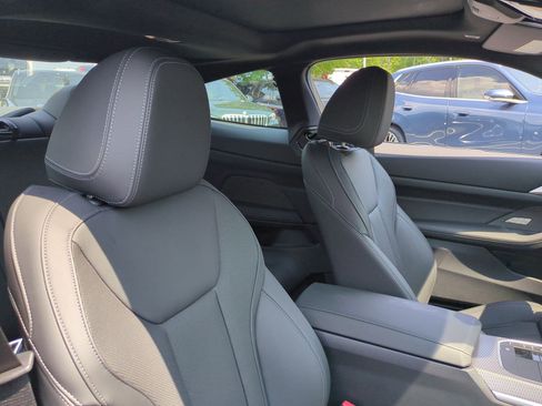 Used 2026 BMW 430i Coupe w/ M Sport Package image 31