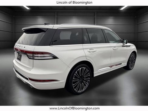 New 2025 Lincoln Aviator Black Label image 7