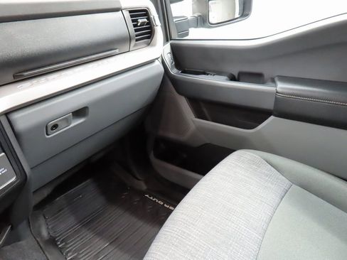 Used 2023 Ford F450 XLT image 16