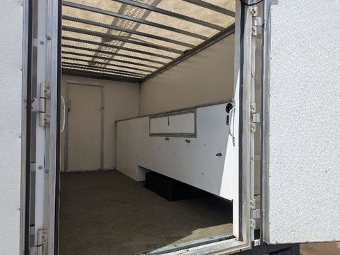 Used 2022 Chevrolet Express 3500 G3500 159 w/ Power Convenience Package image 11