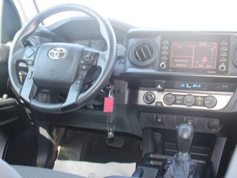 Used 2022 Toyota Tacoma SR AWD/4WD image 21