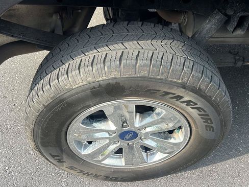 Used 2018 Ford F150 XL w/ Equipment Group 101A Mid AWD/4WD image 10