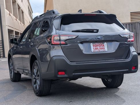 Used 2023 Subaru Outback Onyx Edition AWD/4WD image 12