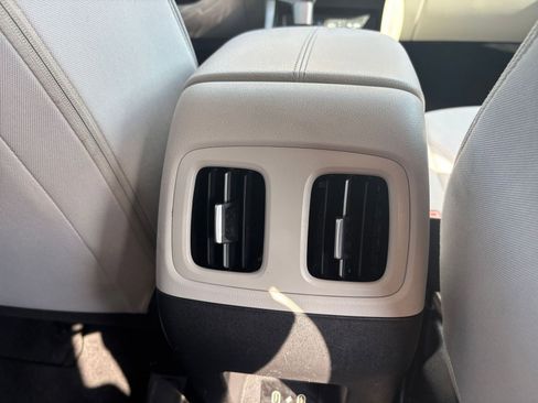 Used 2025 Hyundai Tucson SEL image 24